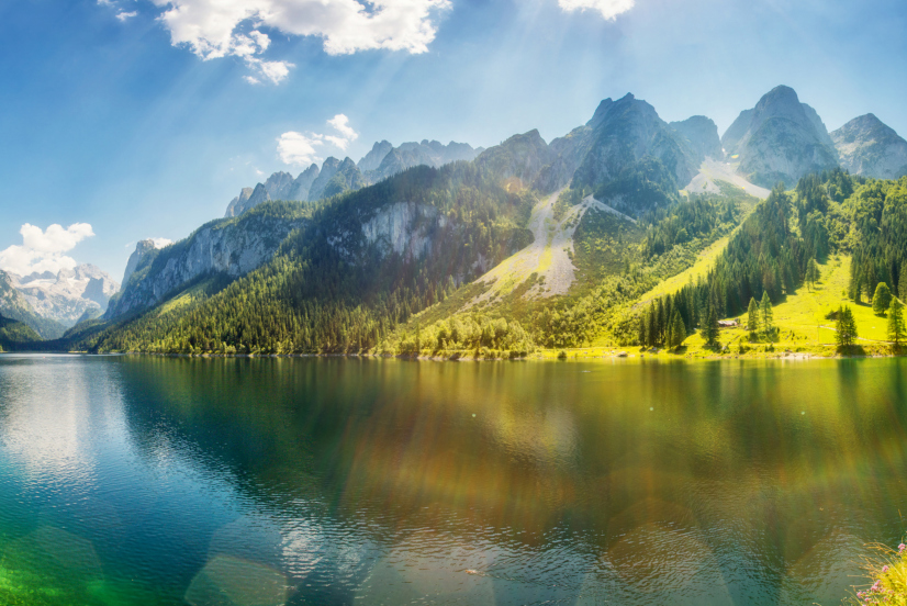 Berglandschaft mit See in Österreich